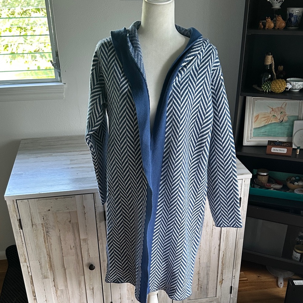 Ann Taylor Blue and White herringbone duster